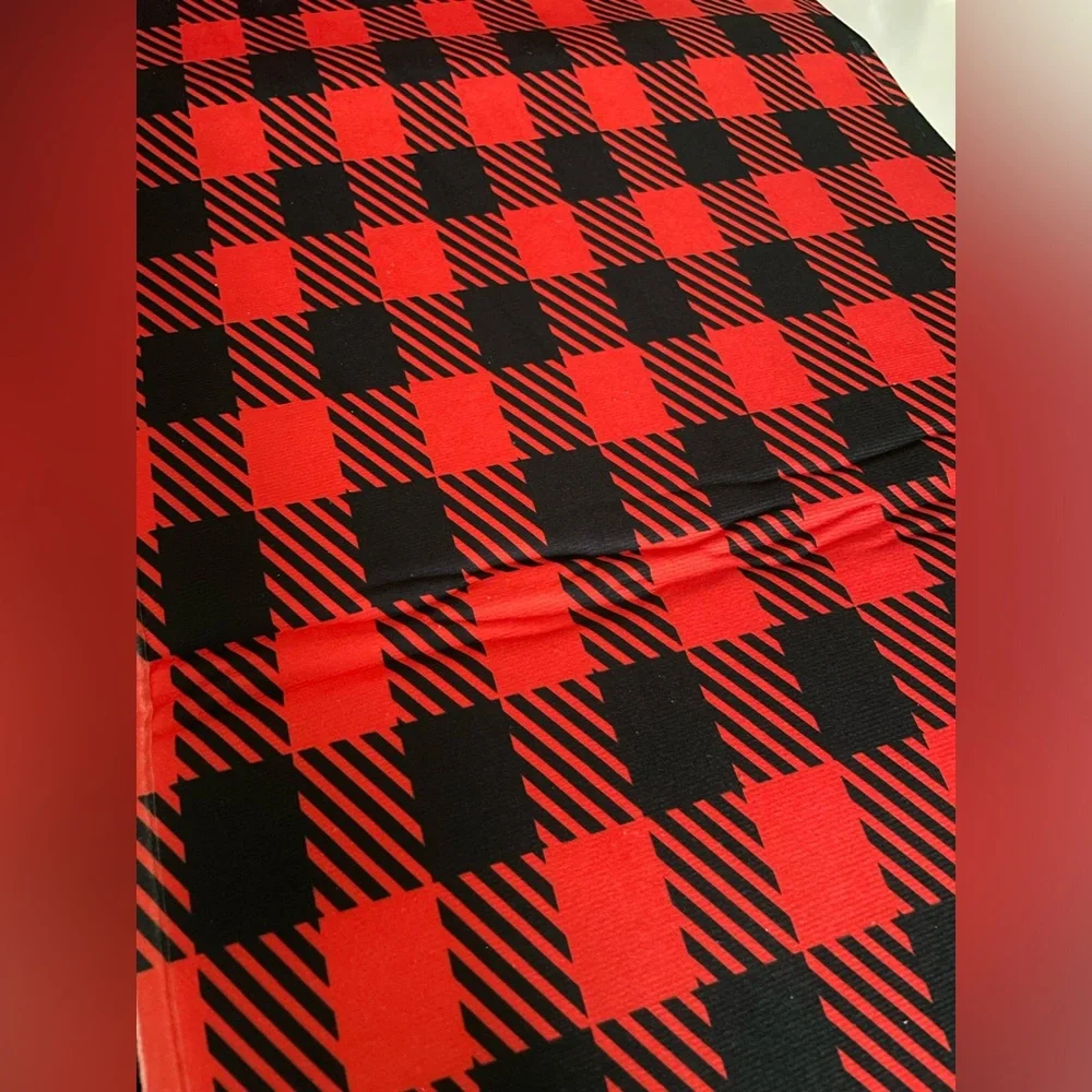 Red and Black Plaid Padded Large Table Runner
